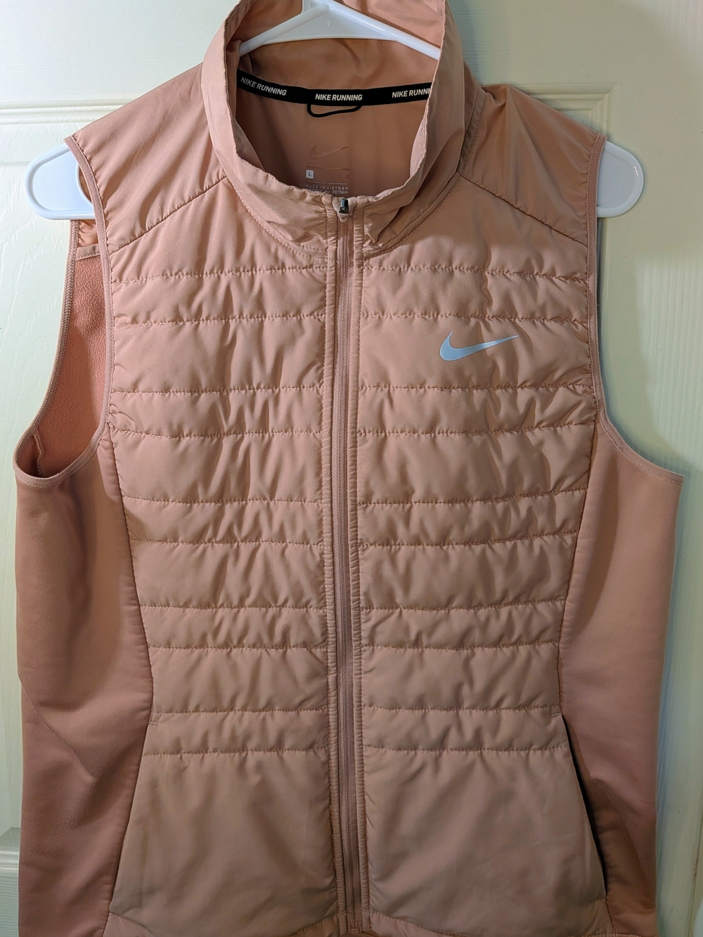 Nike Women's Blush Pink Quilted Running Vest, Size Large